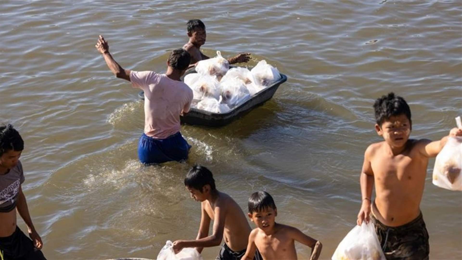 مقتل 11 طفلاً على الأقل بقصف جوي في بورما