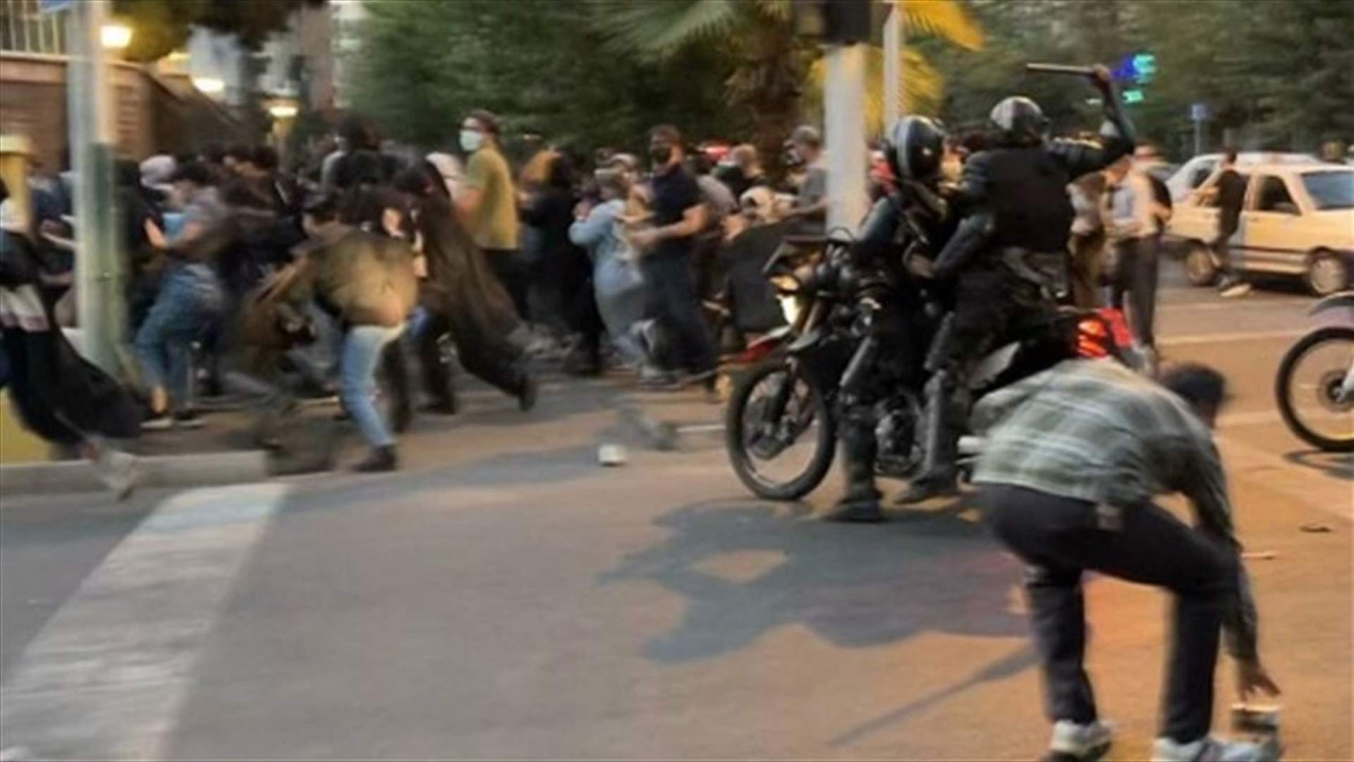 17 deaths in Iran protests