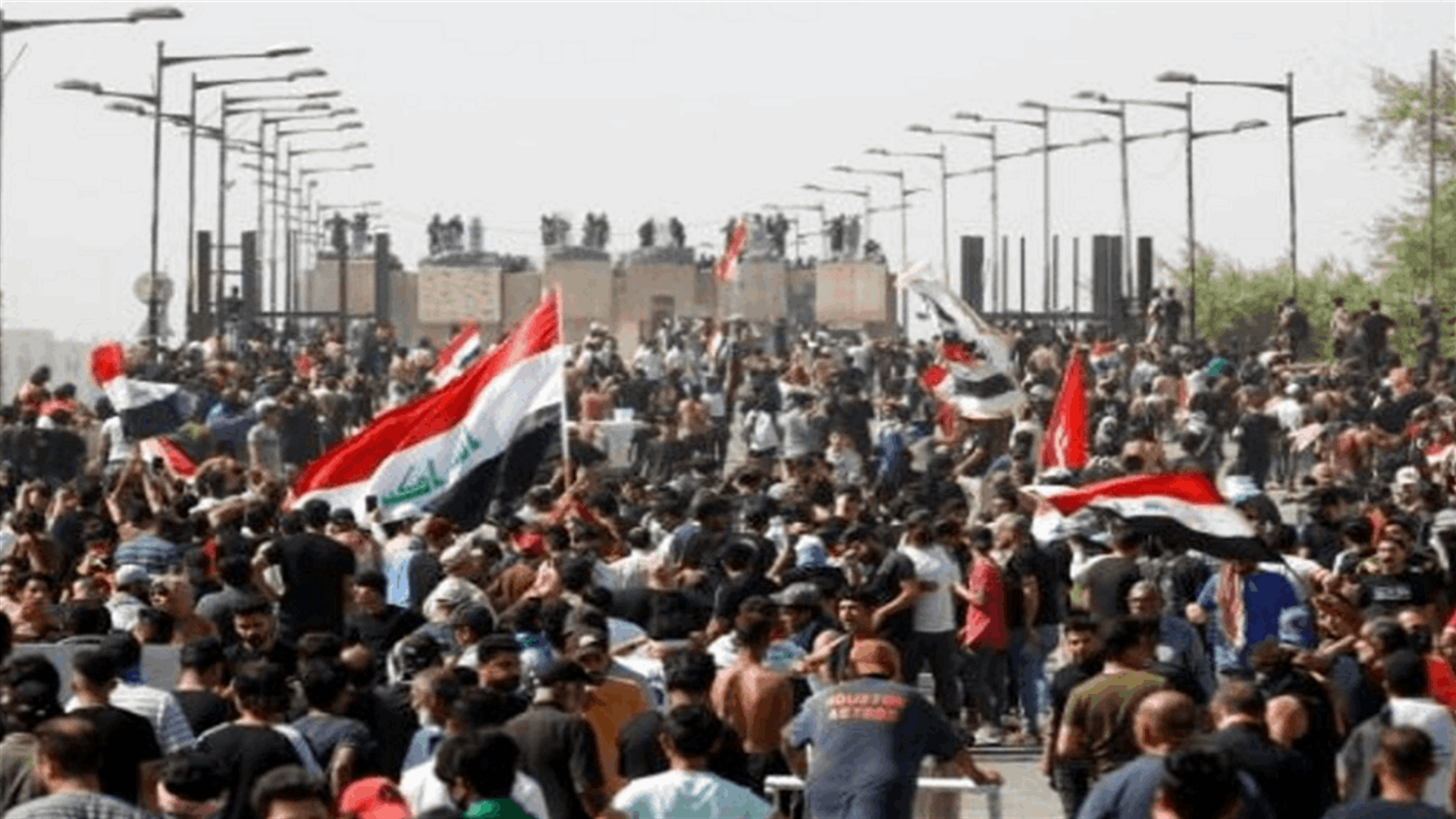 مئات المتظاهرين في بغداد لاحياء ذكرى احتجاجات تشرين 2019