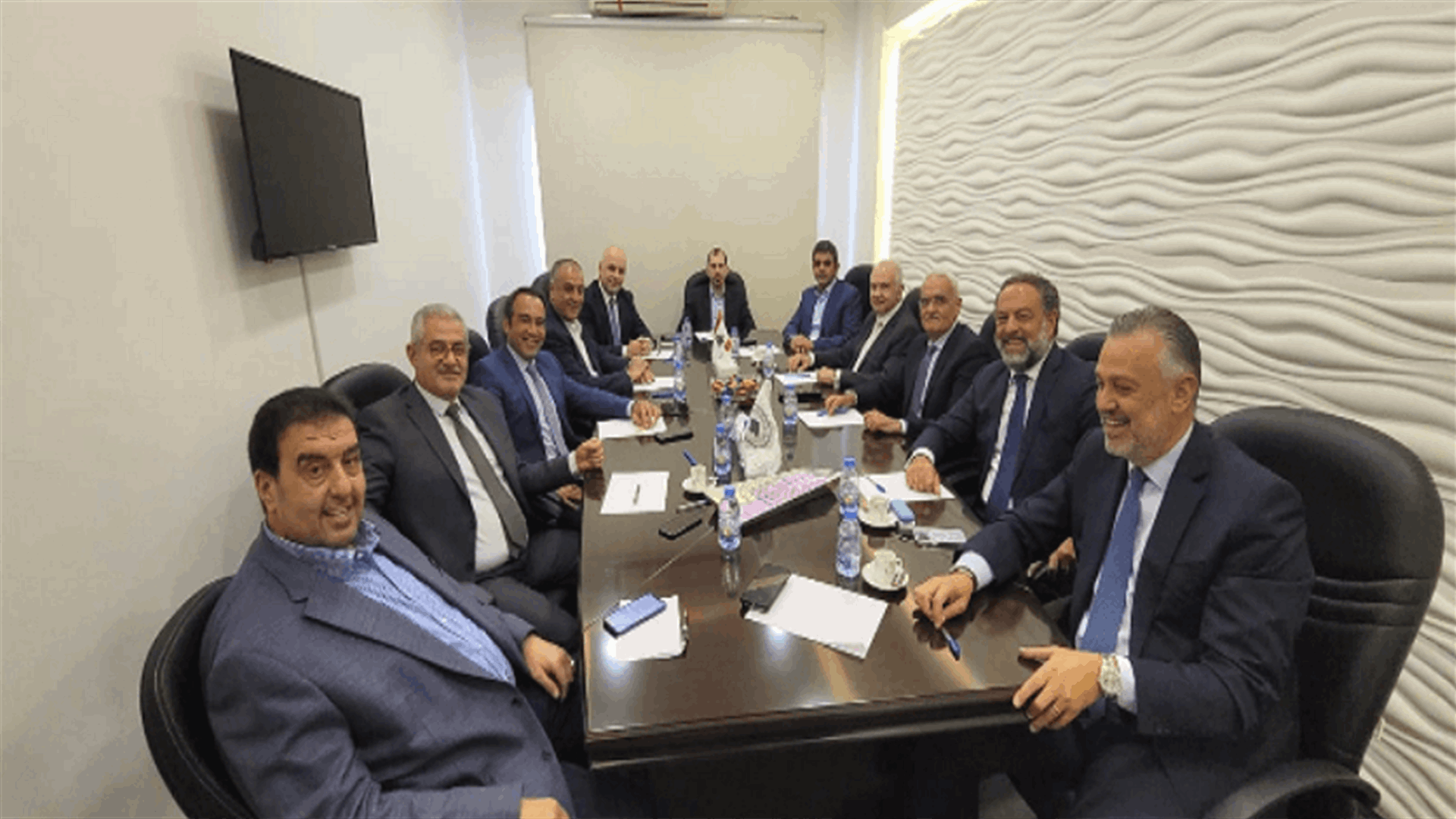 لقاء لنواب من "الاعتدال الوطني" و"الجمهورية القوية" في اطار التواصل لتوحيد الموقف من انتخاب رئيس للجمهورية