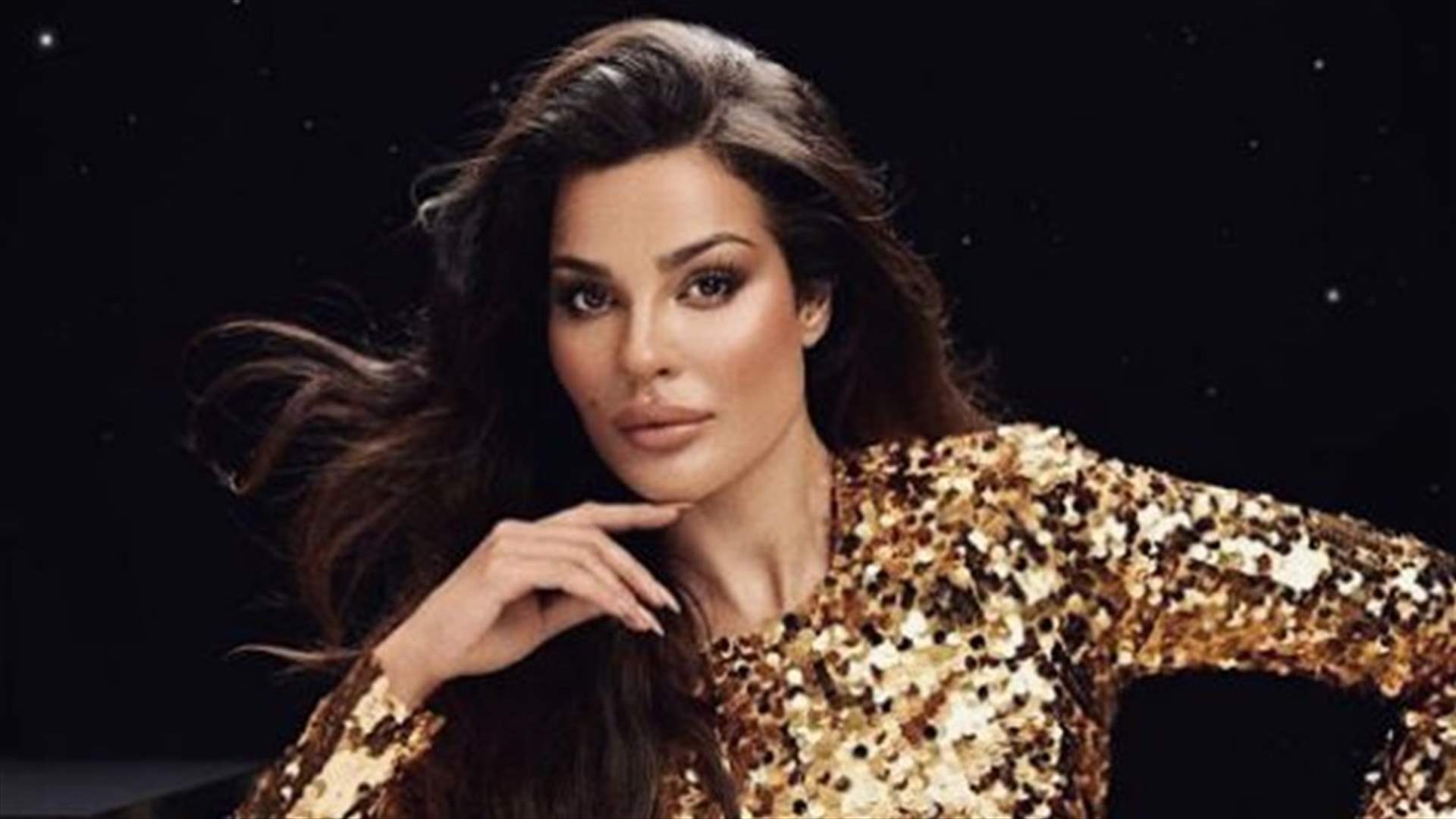 مغرّد يستفزّ نادين نسيب نجيم: "لن تصبحي سيرين عبد النور".. فكيف ردّت عليه؟