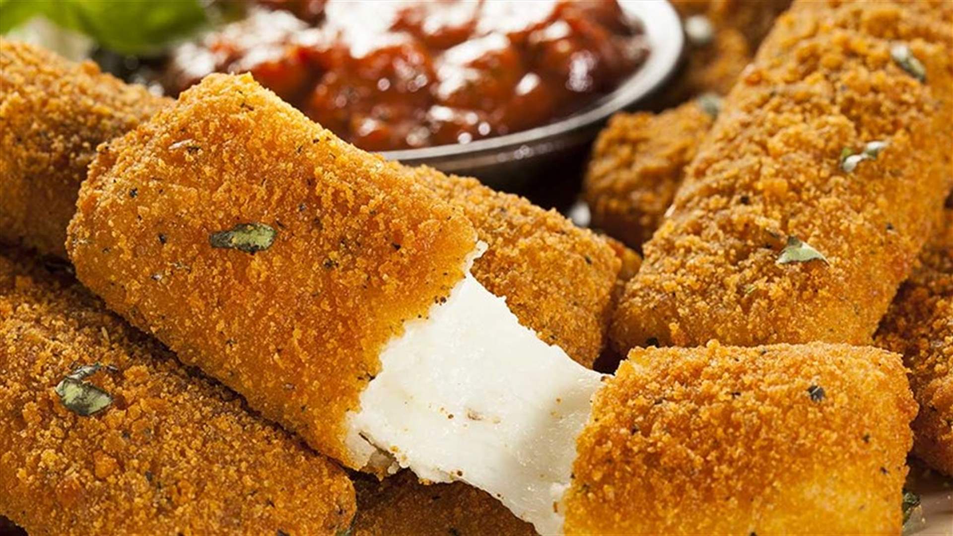 الجبنة المقلية... وصفة ولا ألذ!