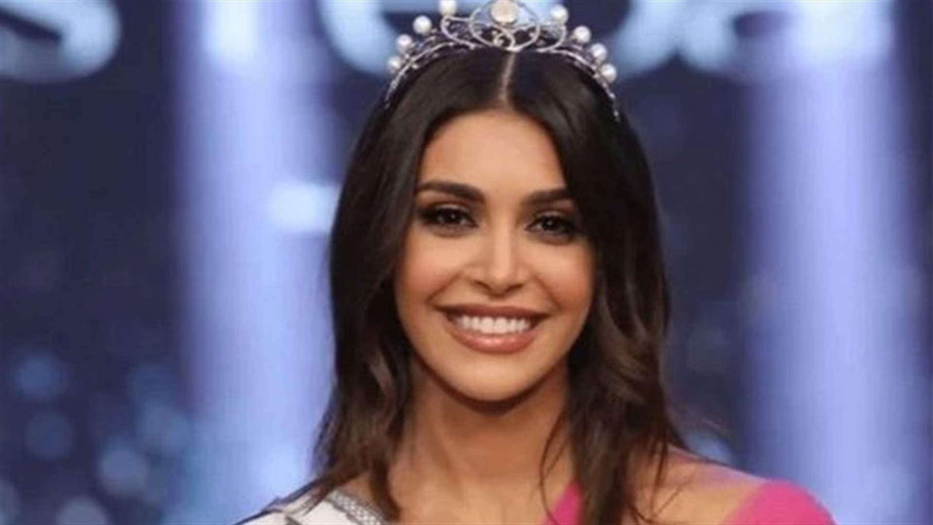 ملكة جمال لبنان ياسمينة زيتون تنشر صور والدتها: "أنت الملكة الحقيقيّة"