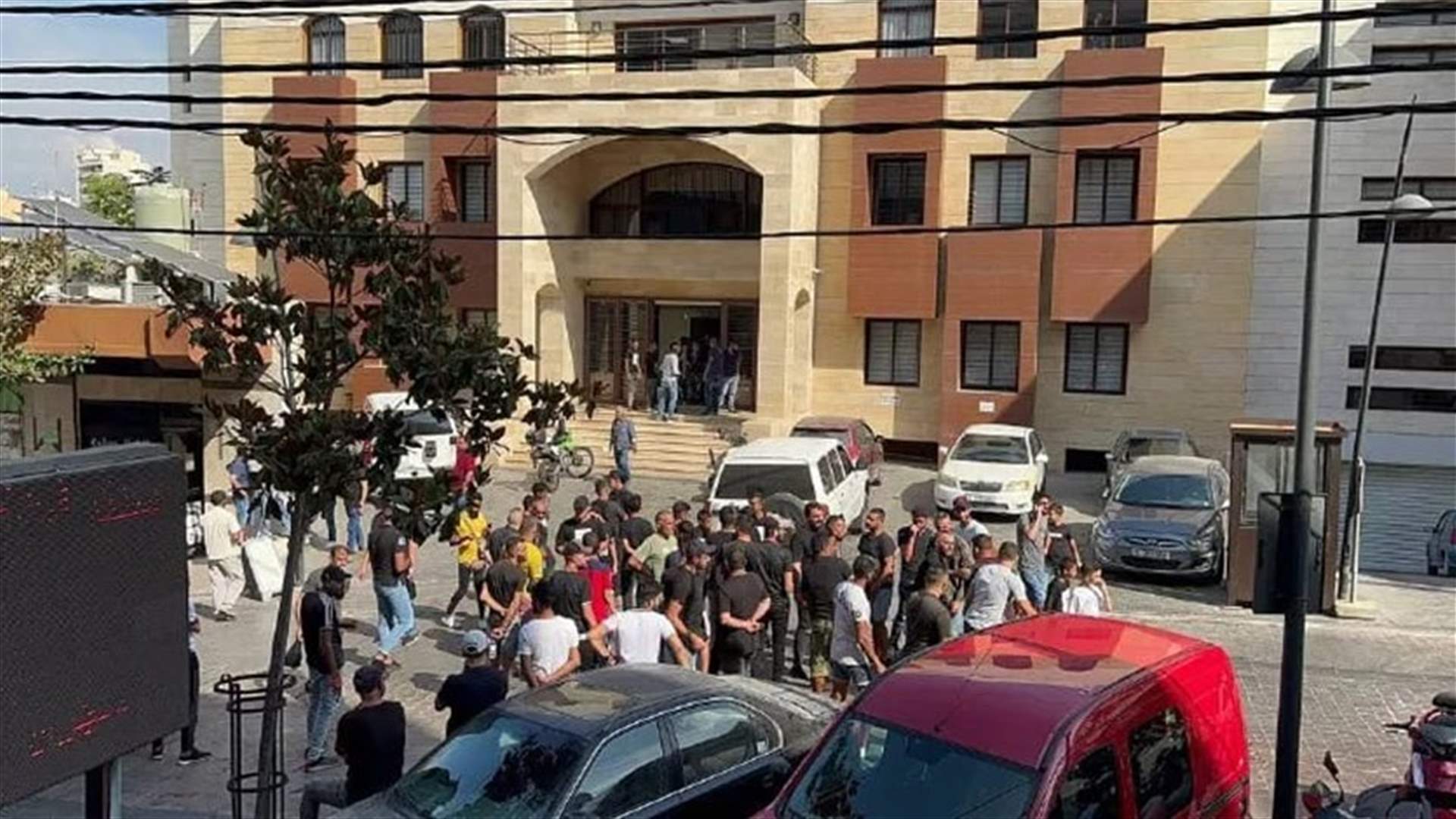 وقفة امام مخفر صيدا القديمة للمطالبة باستلام جثمان الفتى المغدور شحادة رجب لدفنه