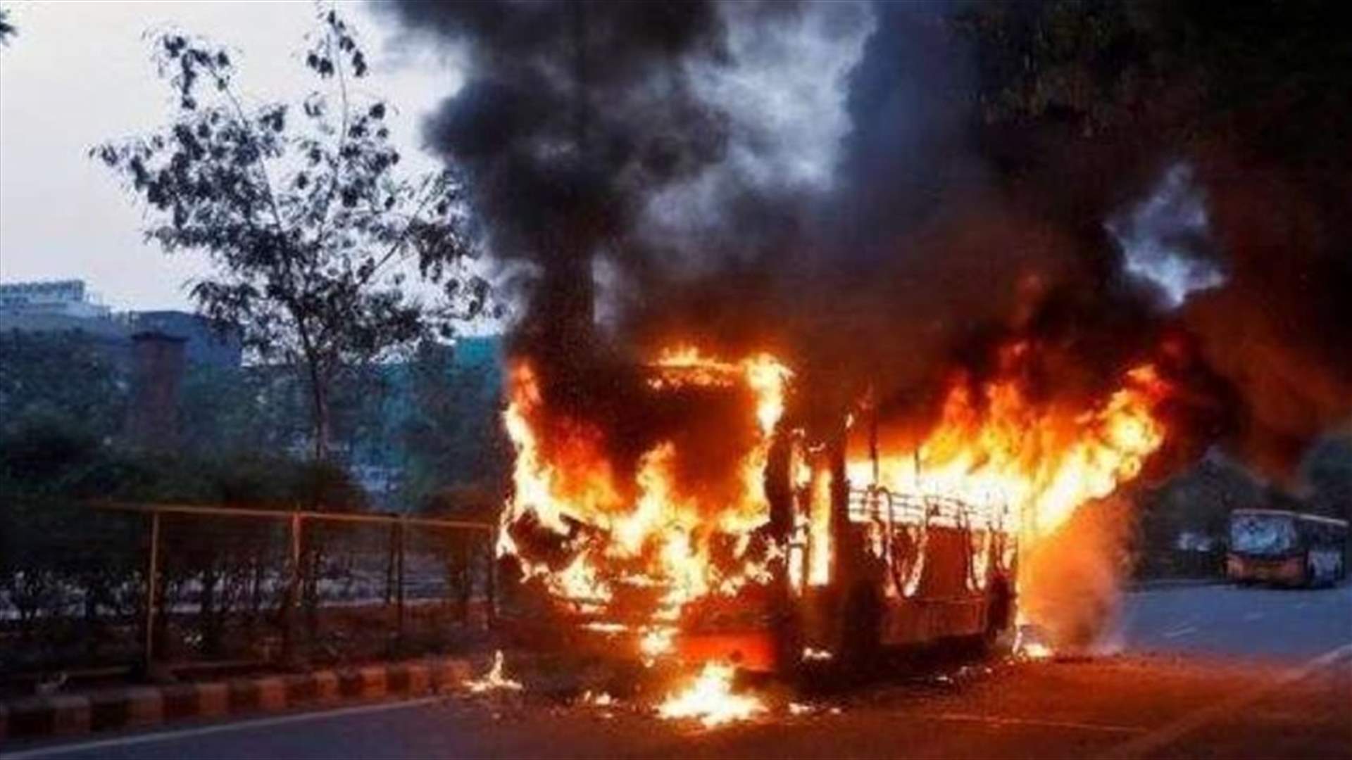 مقتل 11 شخصاً على الأقلّ في تفجير استهدف حافلة مدنية في مالي