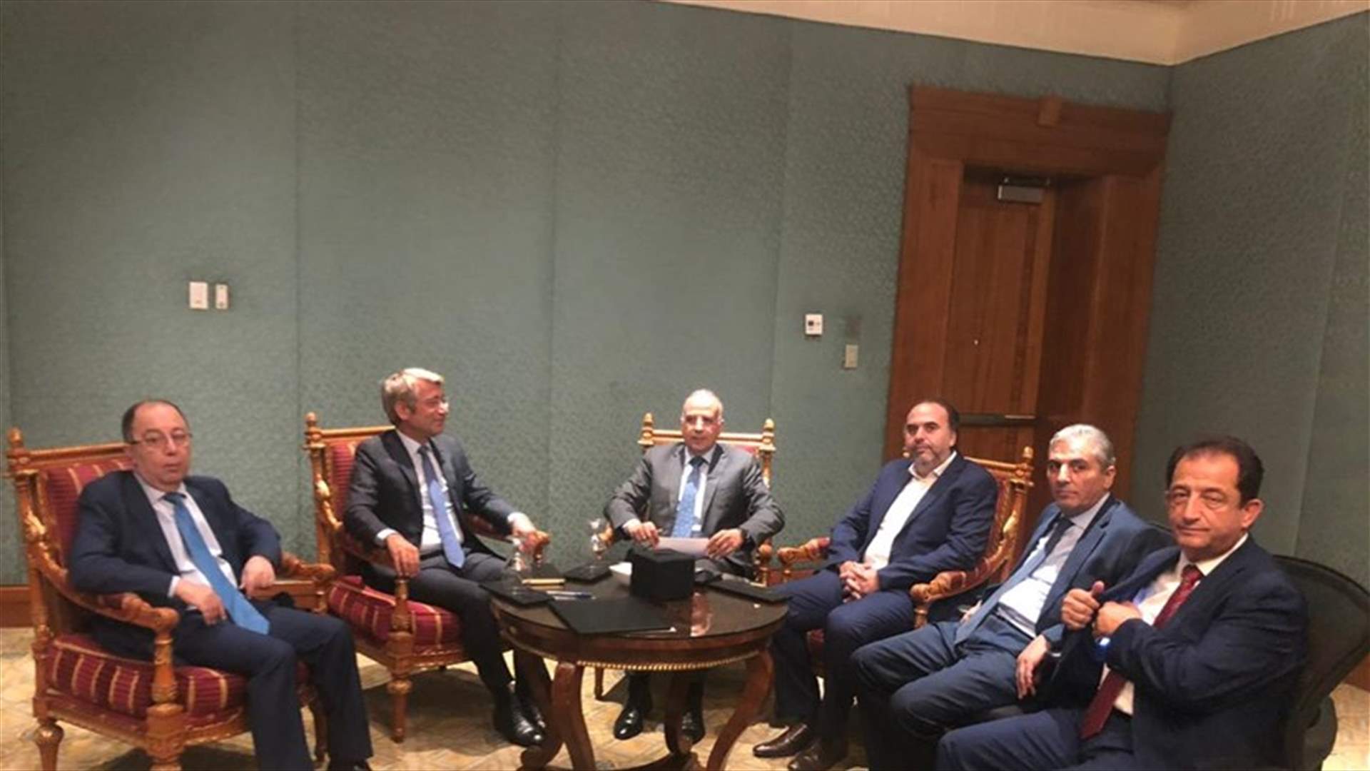فياض يلتقي وزير الموارد المائية والري في مصر: لتبادل الخبرات في مجالي معالجة الصرف الصحي والري