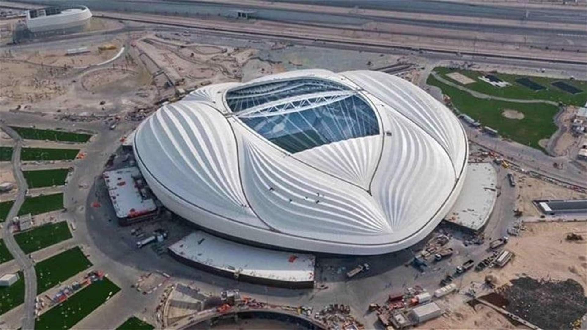 إجلاء مئات العمال المهاجرين من مبان في وسط الدوحة قبل كأس العالم