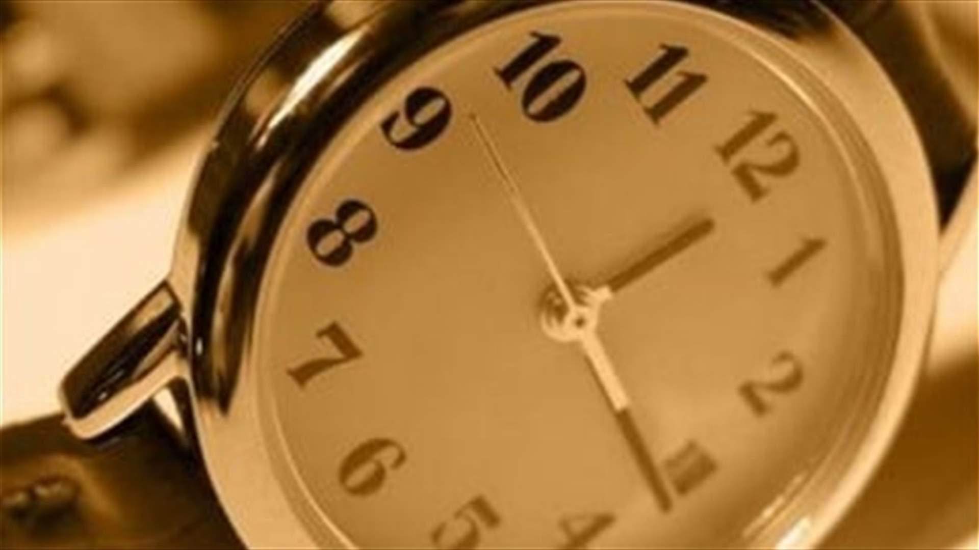 Daylight saving time ends at midnight