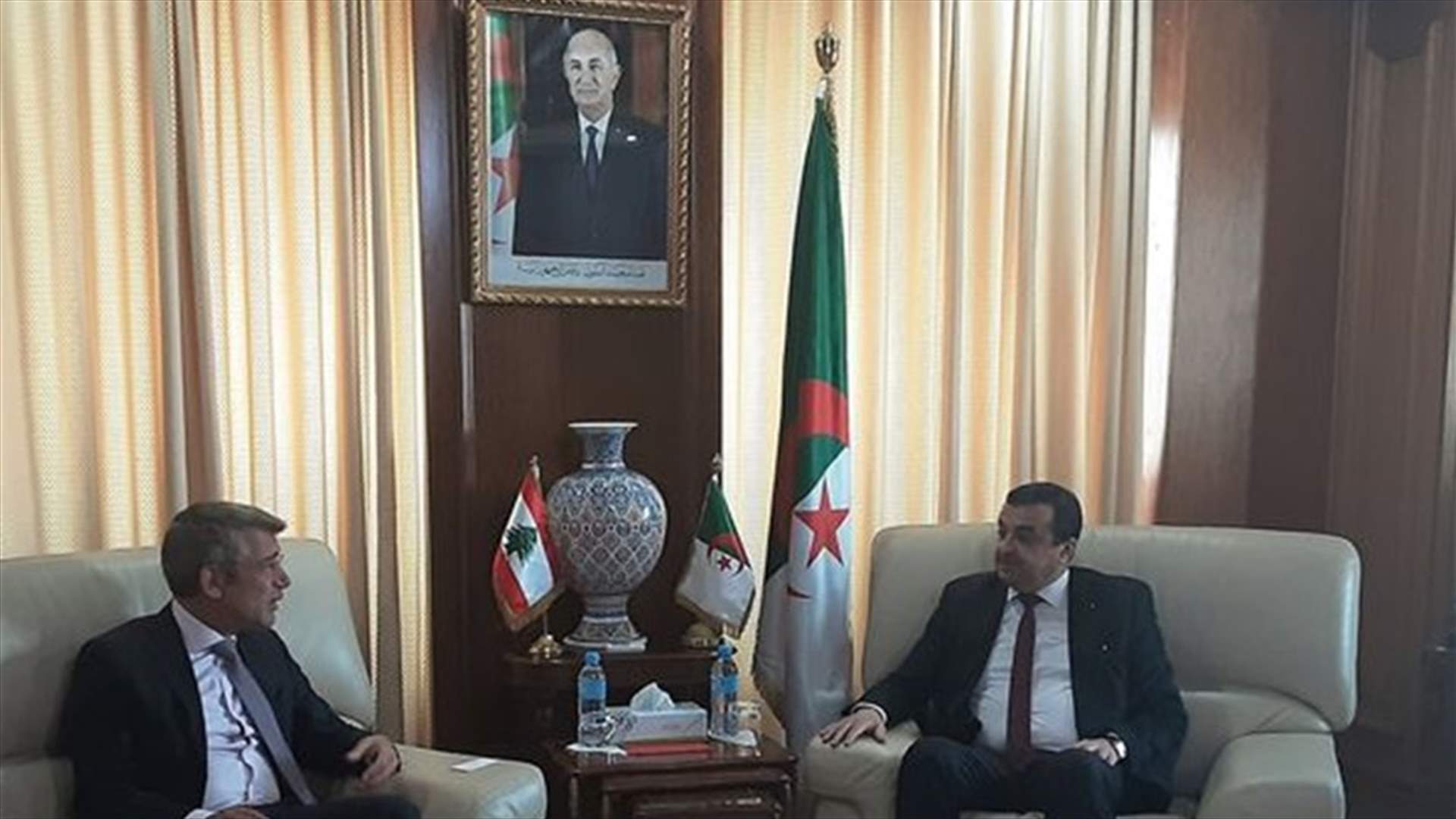 لقاء جمع فياض بنظيره الجزائري: بحثٌ في فرص التعاون في مجالات عدة ابرزها إنتاج الكهرباء