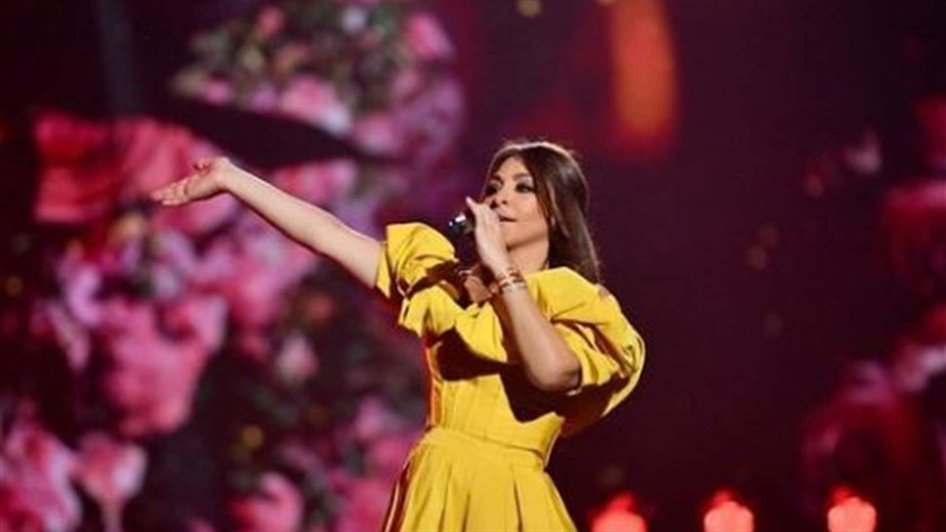 اليسا بعمر العشرين سنة تغنّي لميادة الحناوي (فيديو)
