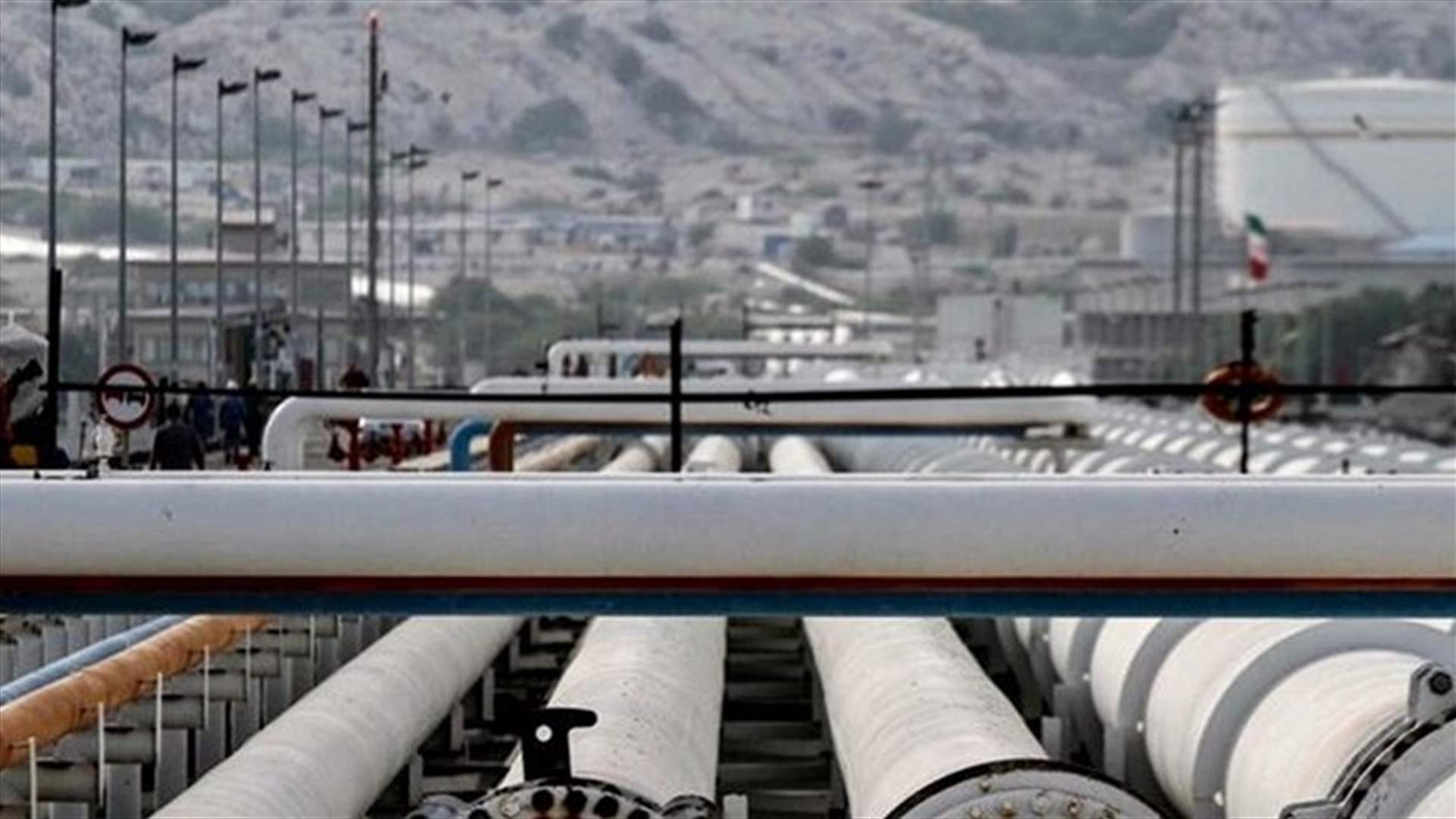 حريق &quot;محدود&quot; بدون خسائر في منشأة نفطية بجنوب غرب إيران