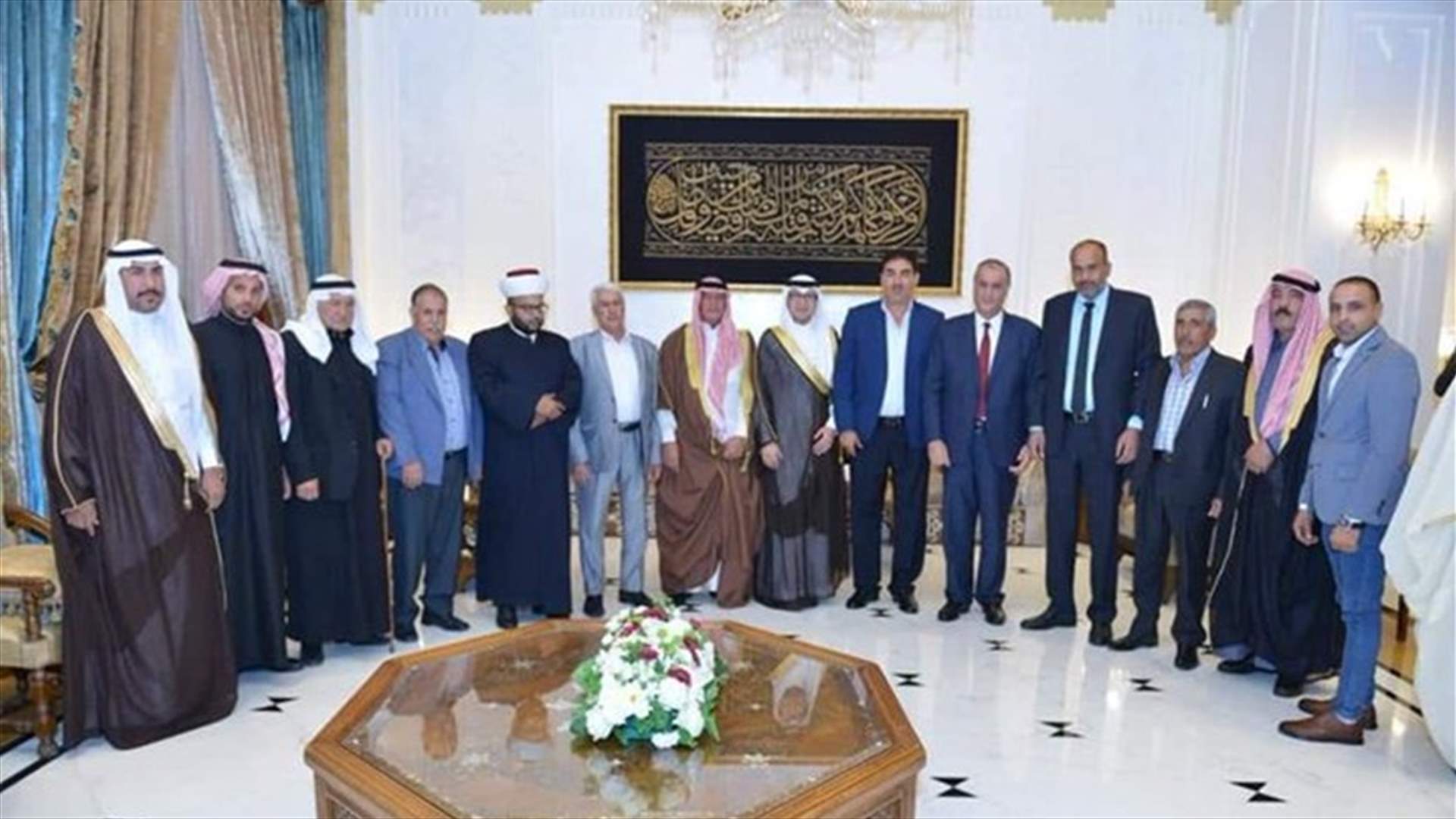البخاري استقبل وفداً من عشيرة &quot;الحروك&quot;: علاقتنا مع العشائر العربية محل اعتزاز وافتخار