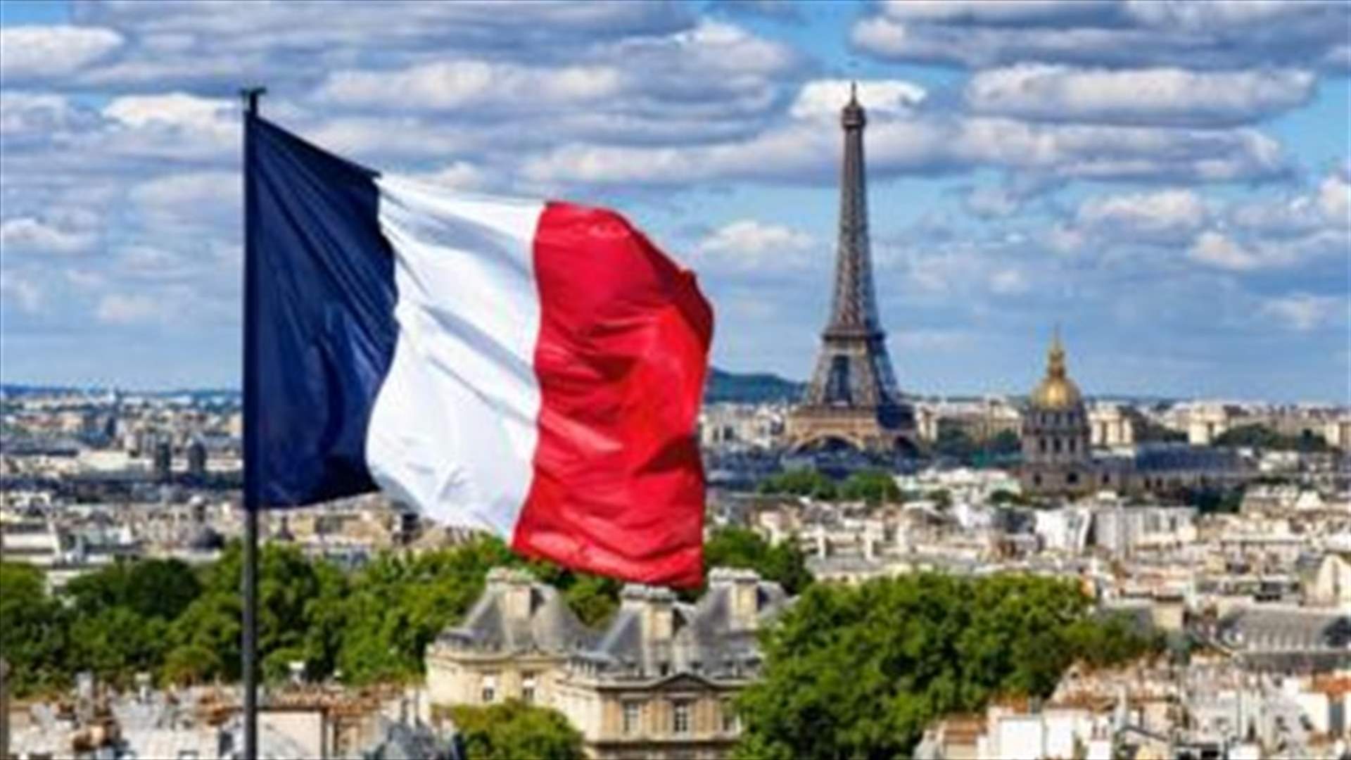 فرنسا توافق على استقبال سفينة المهاجرين وتدين موقف إيطاليا &quot;غير المقبول&quot;