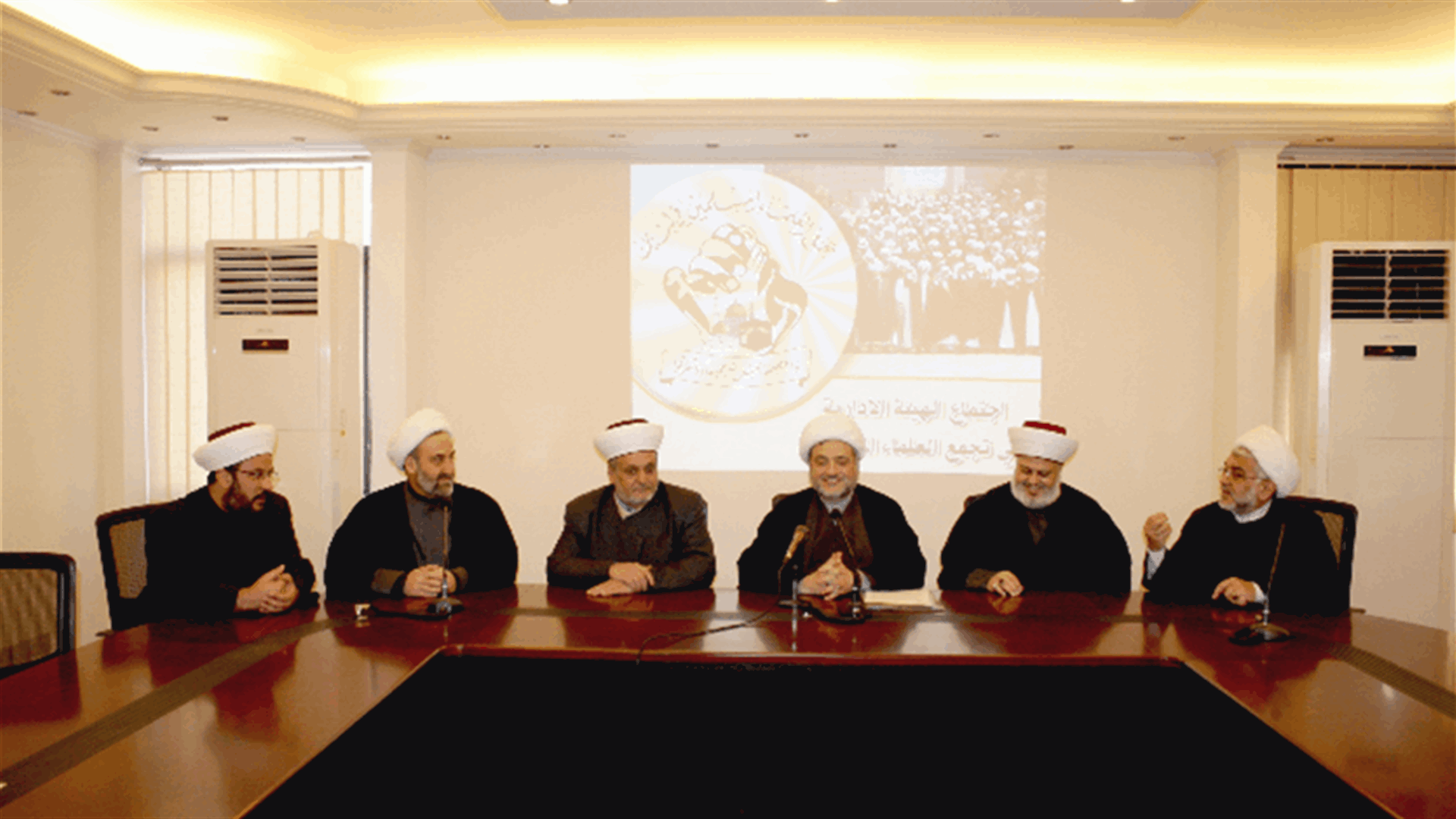 تجمع العلماء دعا بري إلى إجراء لقاءات حوار مع رؤساء الكتل تمهيدا لانتخاب رئيس واستنكر الحظر الاميركي على الهبات للبنان