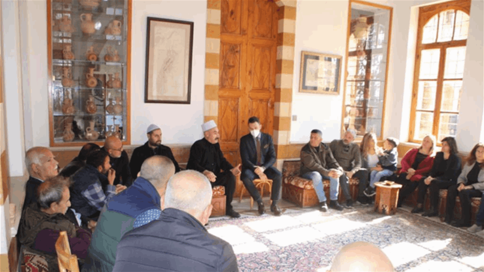 تيمور جنبلاط عرض مع وفود زارته في المختارة قضايا مطلبية واجتماعية
