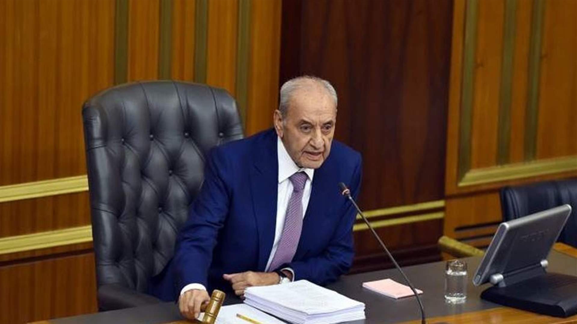 بري يراهن على اتصالات سيفعّلها في الأيام المقبلة ولا يستبعد دوراً خارجياً يسرّع بانتخاب رئيس (الشرق الأوسط)