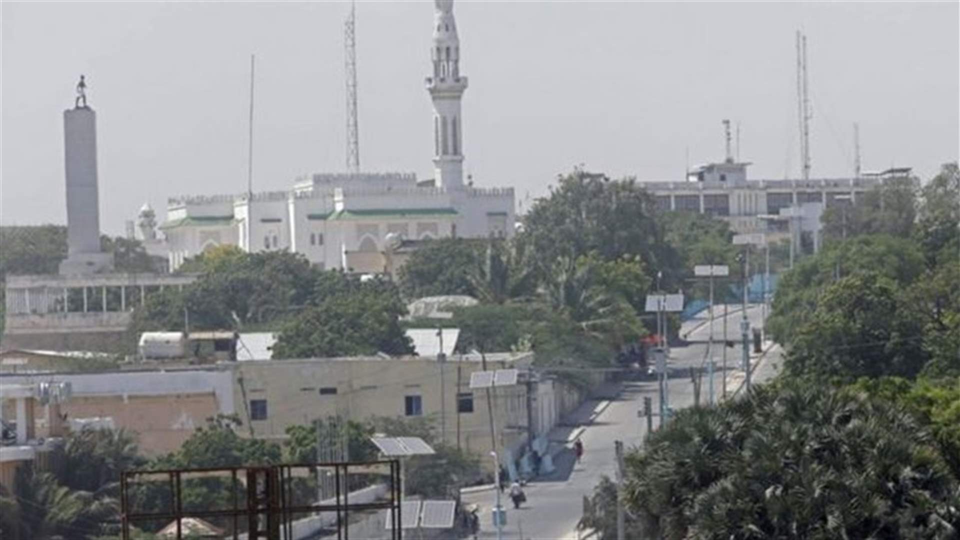 حركة الشباب الصومالية تهاجم فندقًا في مقديشو