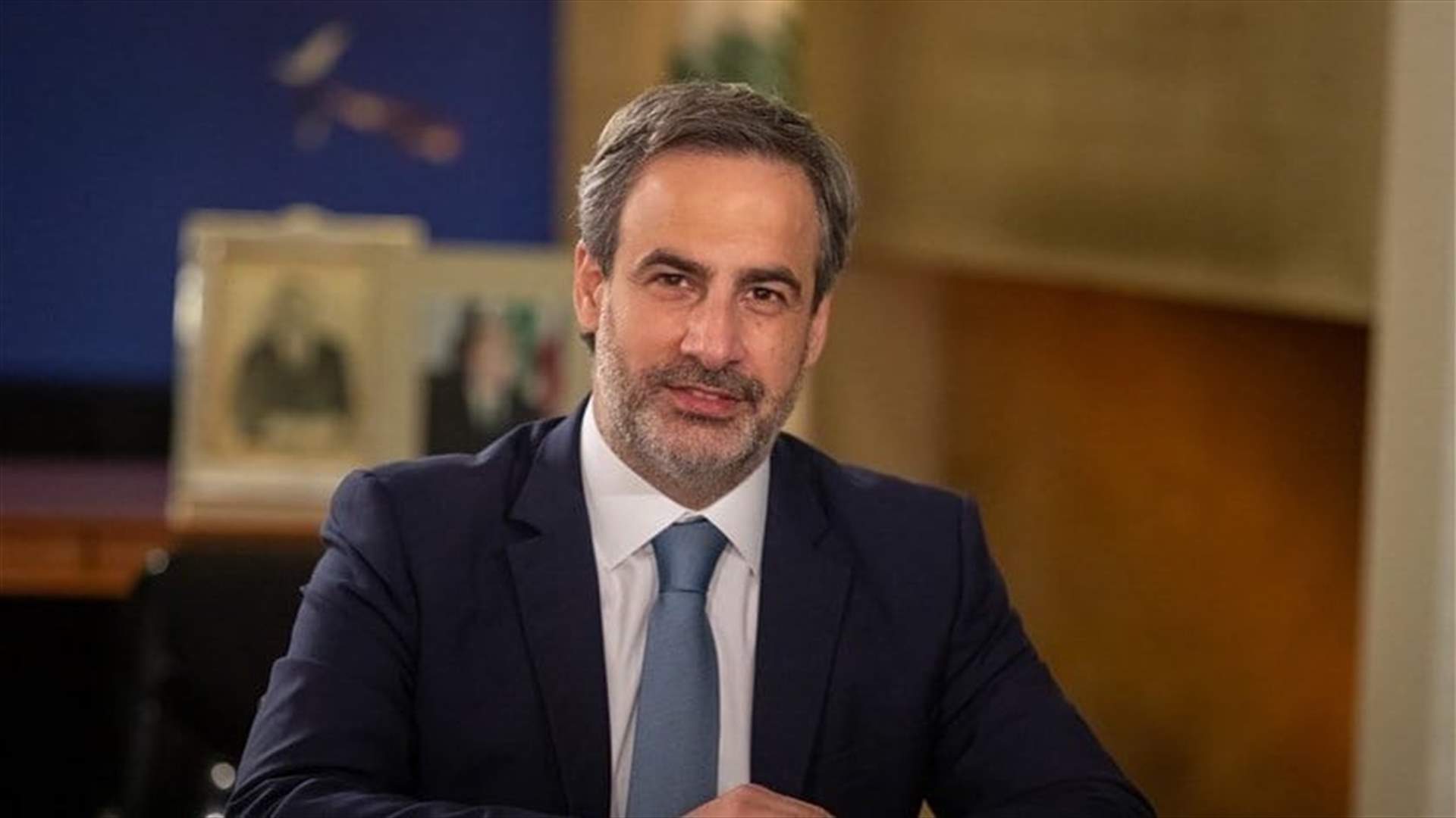 معوض: أؤكد استمراري بالترشح