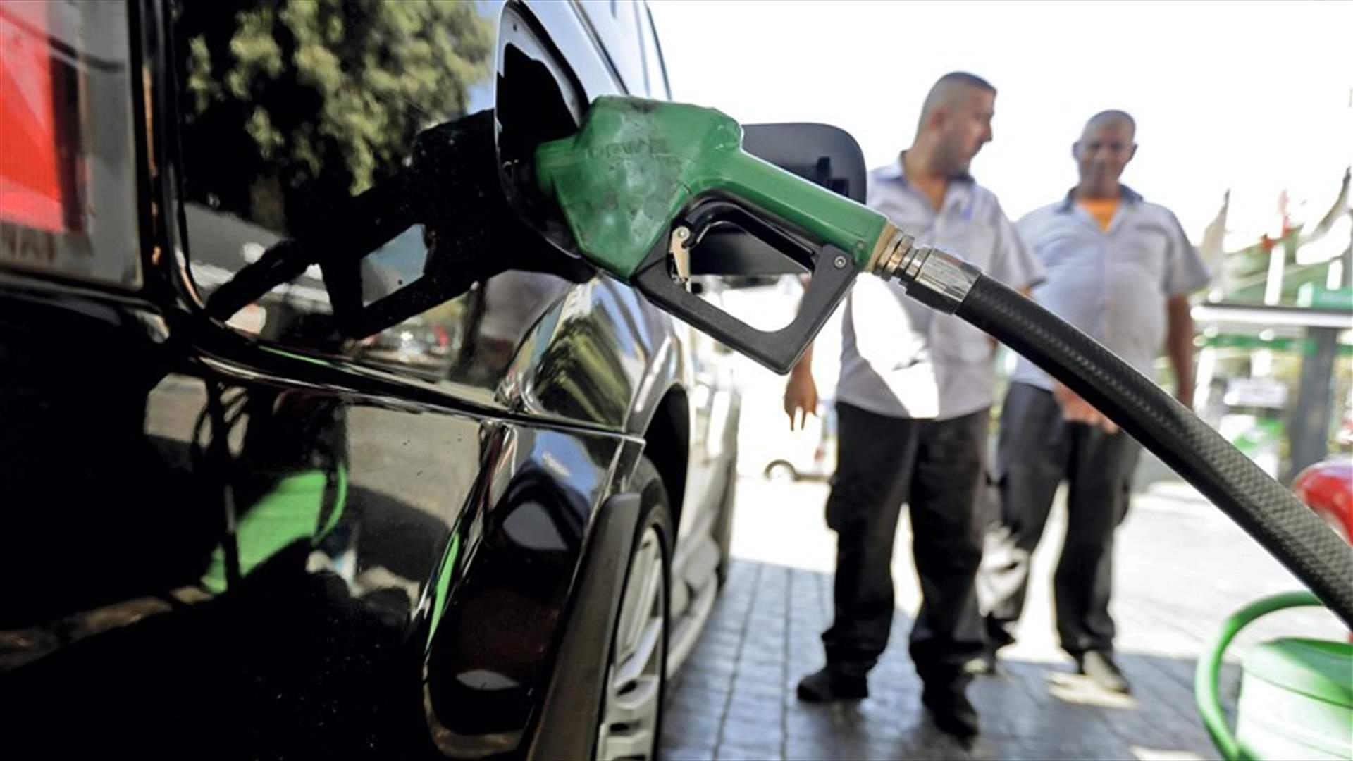Why are fuel prices in Lebanon declining despite rise in dollar exchange rate&#63;