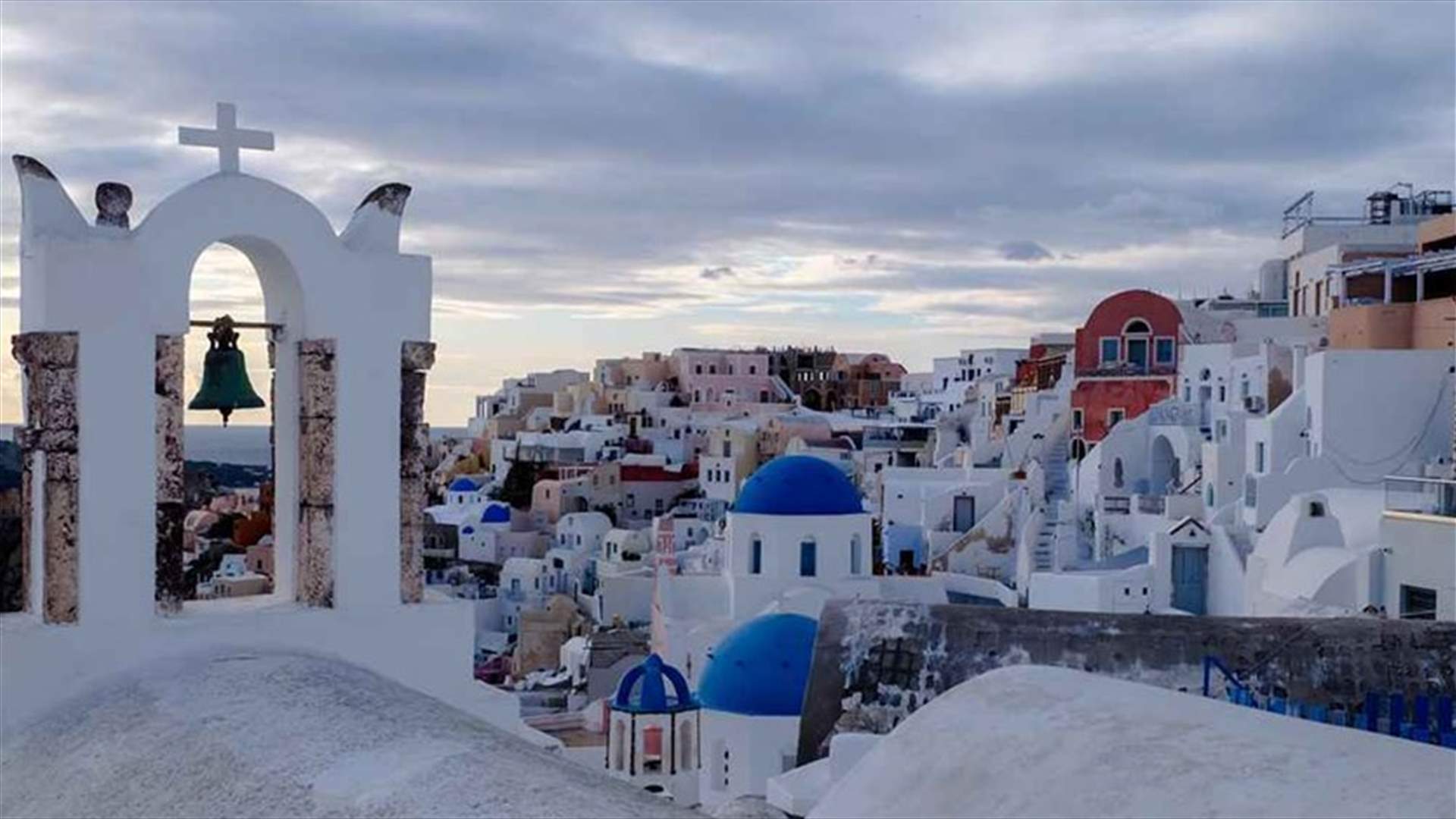 بعيدا عن البحر والشمس والرمال...اليونان تسعى لتنشيط السياحة الشتوية