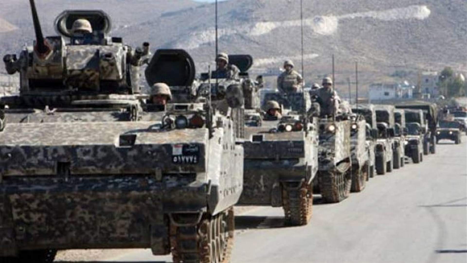 توقيف شخص في منطقة التبانة ـــ طرابلس.. وضبط أسلحة حربية  (صور)