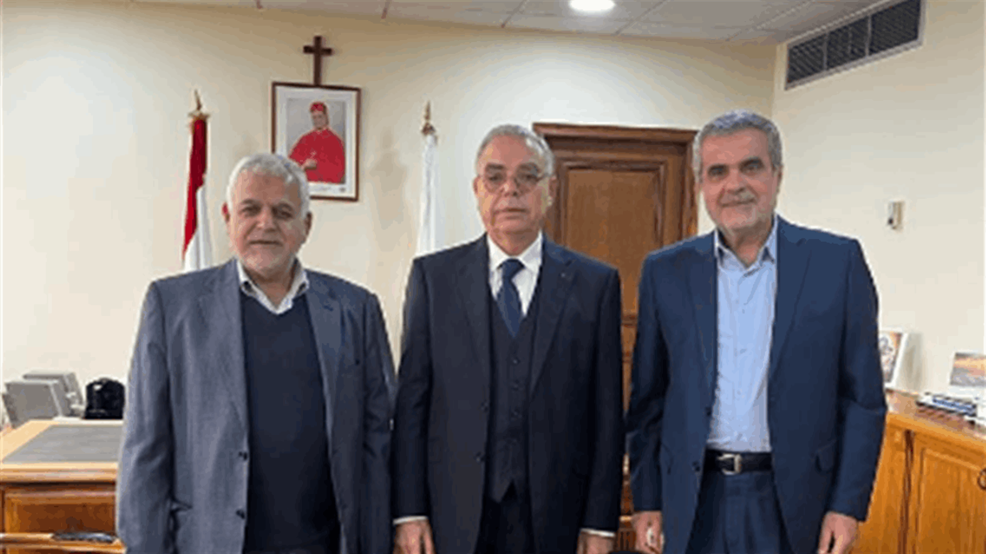 الخنسا زار رئيس الرابطة المارونية.. وحوار مطول حول الوضع في لبنان