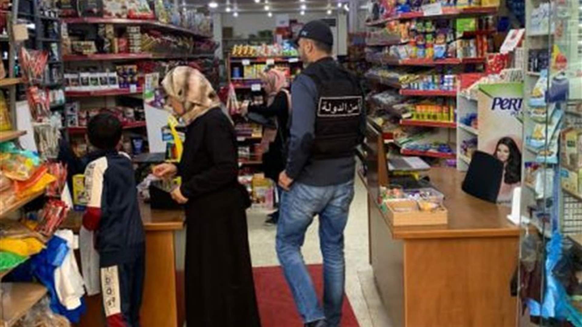 أمن الدولة تجول على المؤسسات في طرابلس لضبط الأسعار