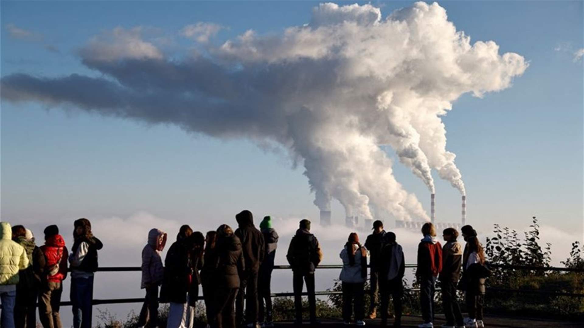EU talks resume in hunt for pivotal carbon market deal