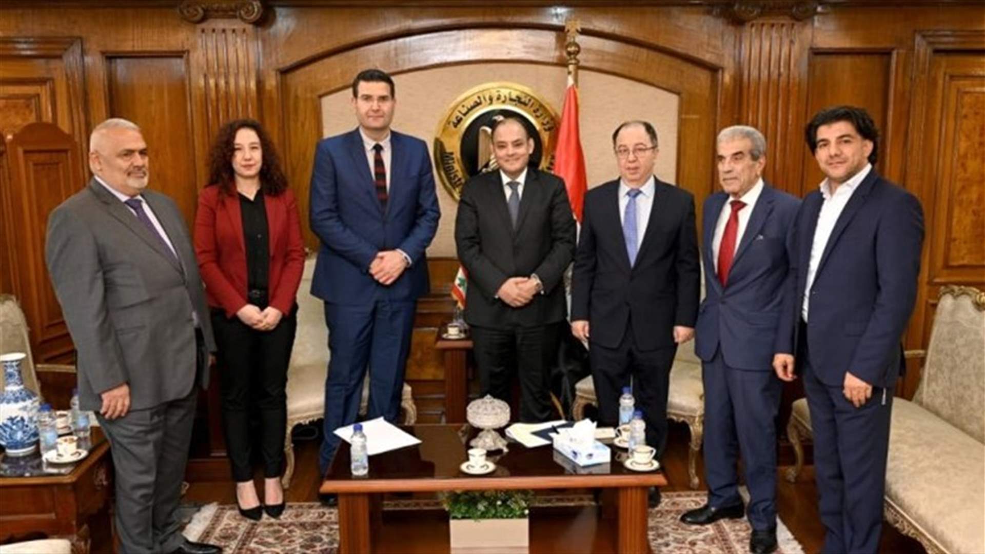 وزير الزراعة عرض مع وزير التجارة المصري تنمية أطر التعاون الإقتصادي المشترك