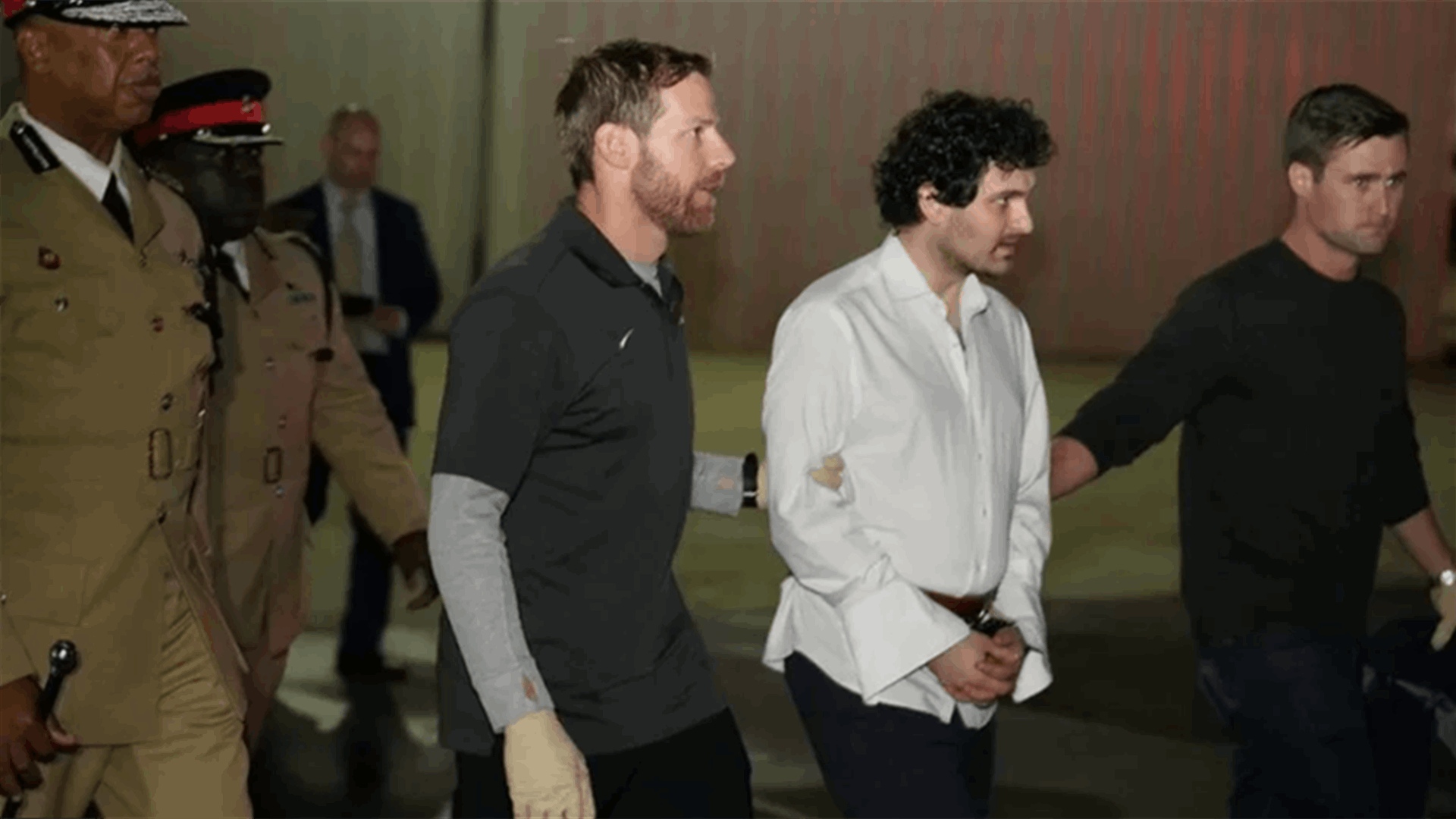 FTX boss Sam Bankman-Fried arrives in US to face charges