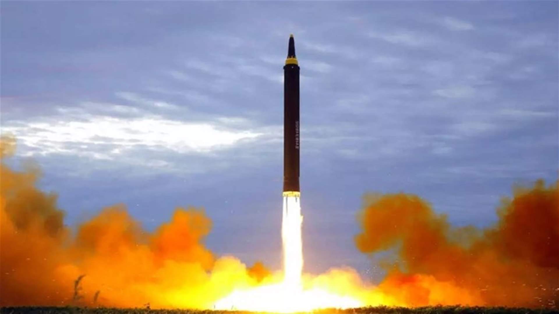 كوريا الشمالية تطلق صاروخا بالستيا قصير المدى