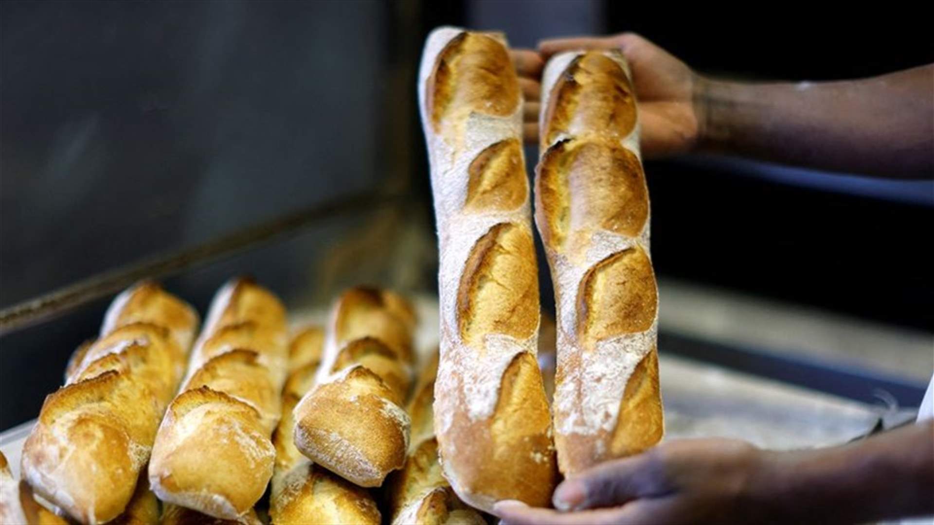 France urges energy firms to do more to help bakers cope with soaring bills