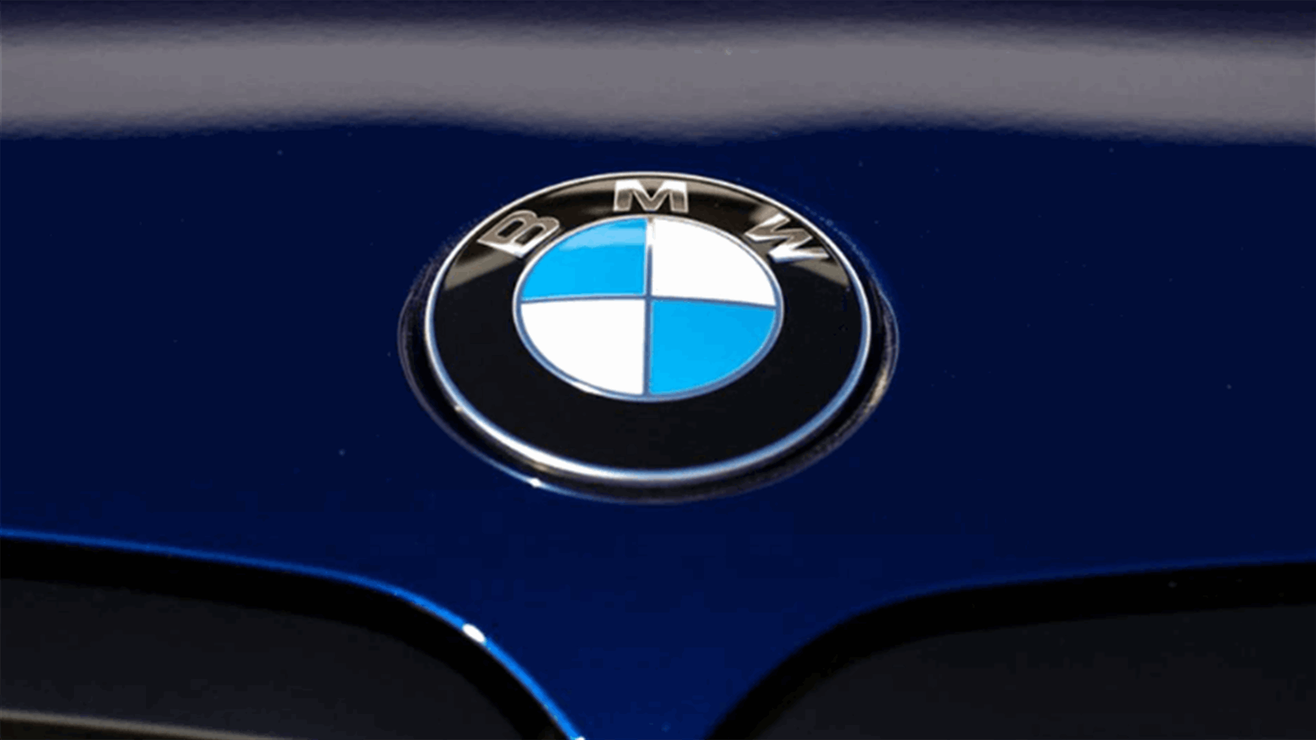 BMW sales dip in 2022, targets 15% battery-electric sales this year