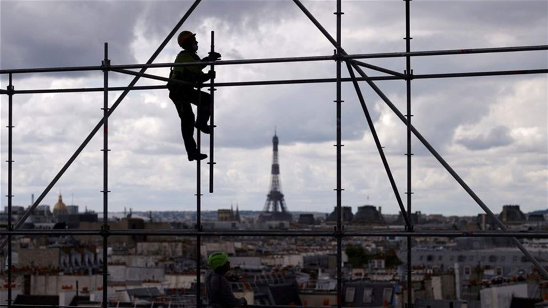 Macron presses ahead with pension reform as French discontent swells