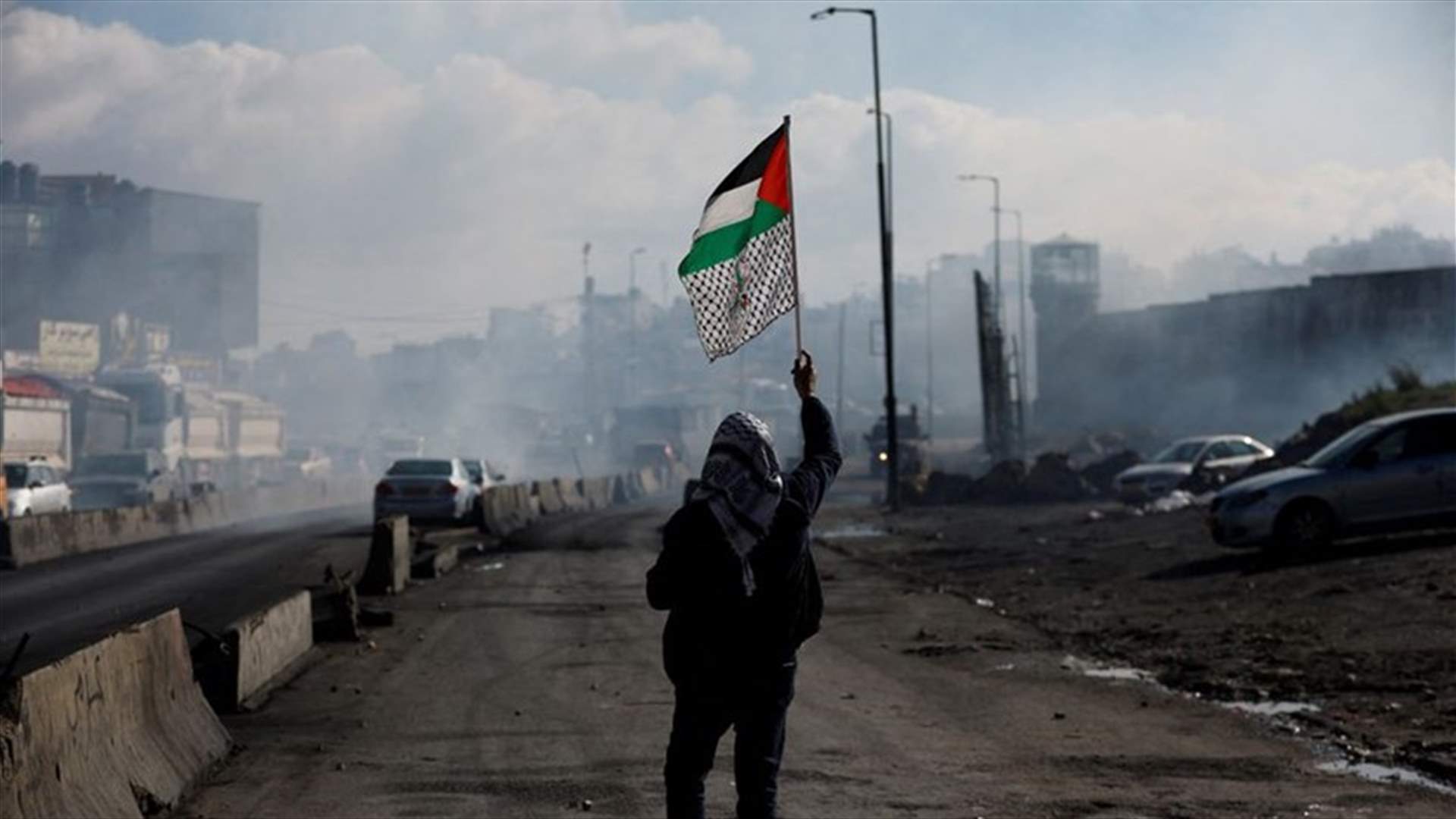 Israel's Ben-Gvir tells police to remove Palestinian flags from public space