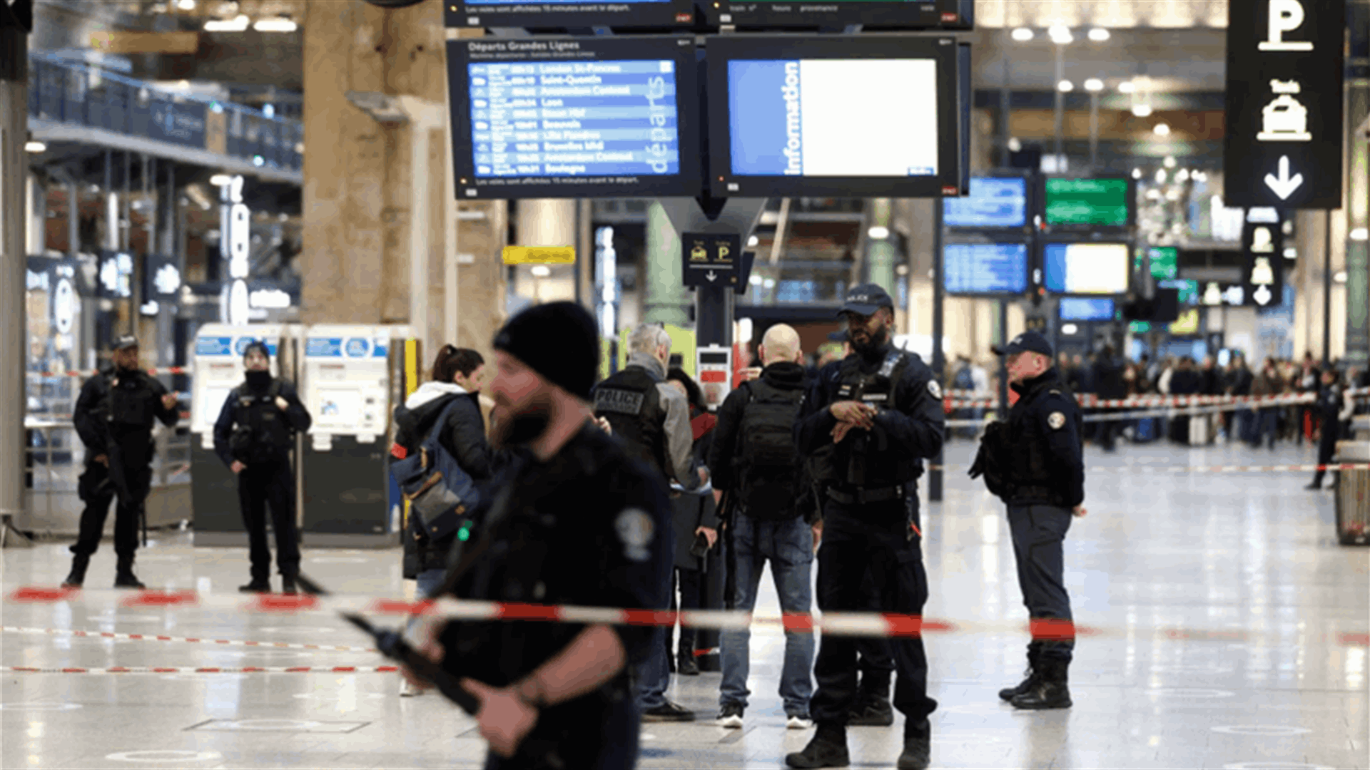 Man with knife wounds six people at Paris Gare du Nord station