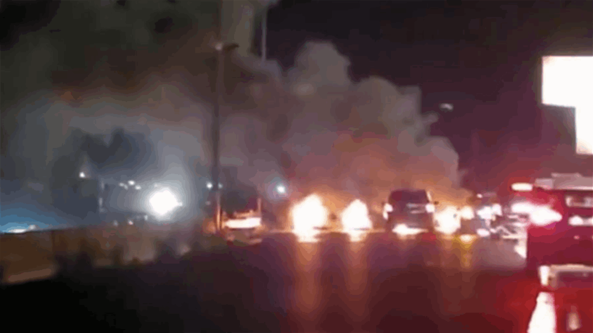 الوكالة الوطنية: إقفال المسلك الشرقي للاوتوستراد في كفرعبيدا احتجاجا على توقيف نون