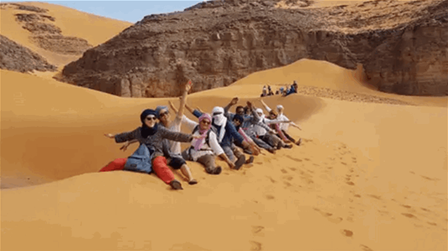 الجزائر تقرر منح التأشيرات لدى الوصول لتشجيع السياحة في الصحراء