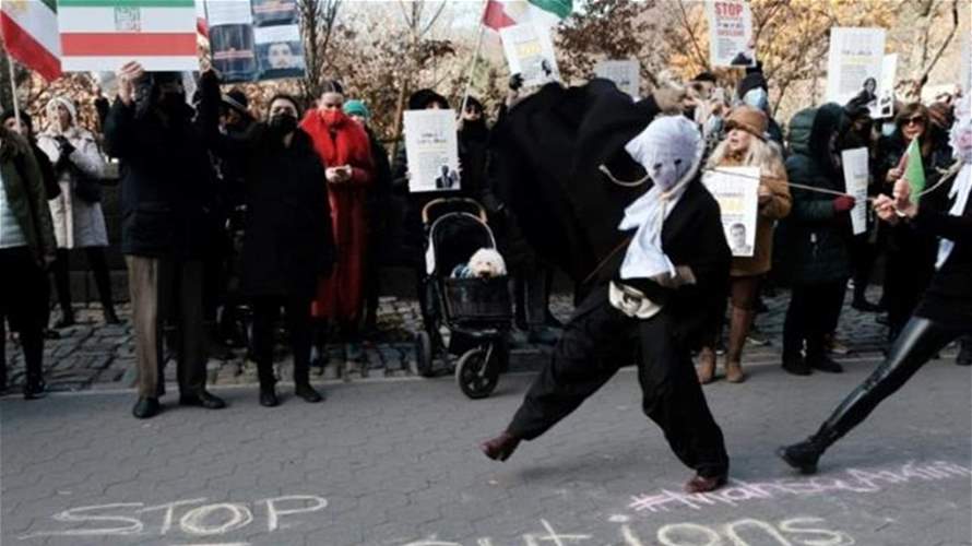 Iran executes two more men in connection with protests