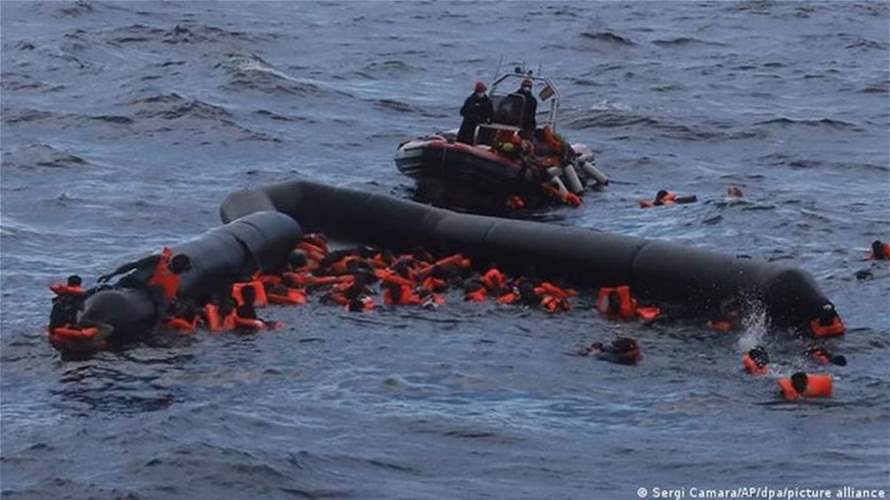 مقتل خمسة مهاجرين وفقدان خمسة بعد غرق قاربهم قبالة السواحل التونسية