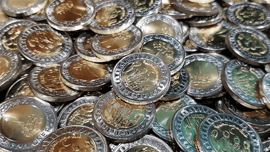 Dollars flow into Egypt currency market after depreciation