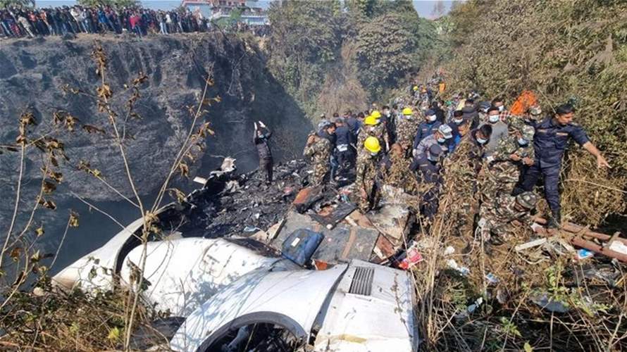 إرتفاع حصيلة قتلى تحطم الطائرة في نيبال إلى 67 قتيلًا على الأقل