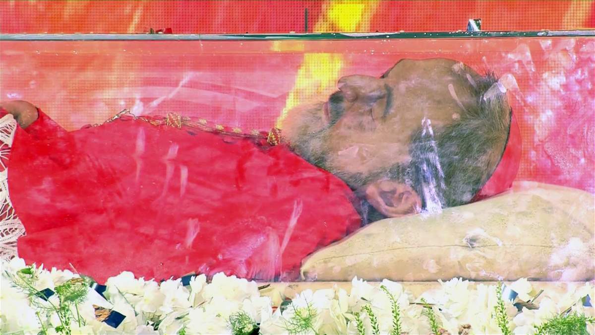 استقبال جثمان بطريرك الارمن الكاثوليك الاسبق الكاردينال كريكور بيدروس اغاجانيان في احتفال وطني في ساحة الشهداء في بيروت