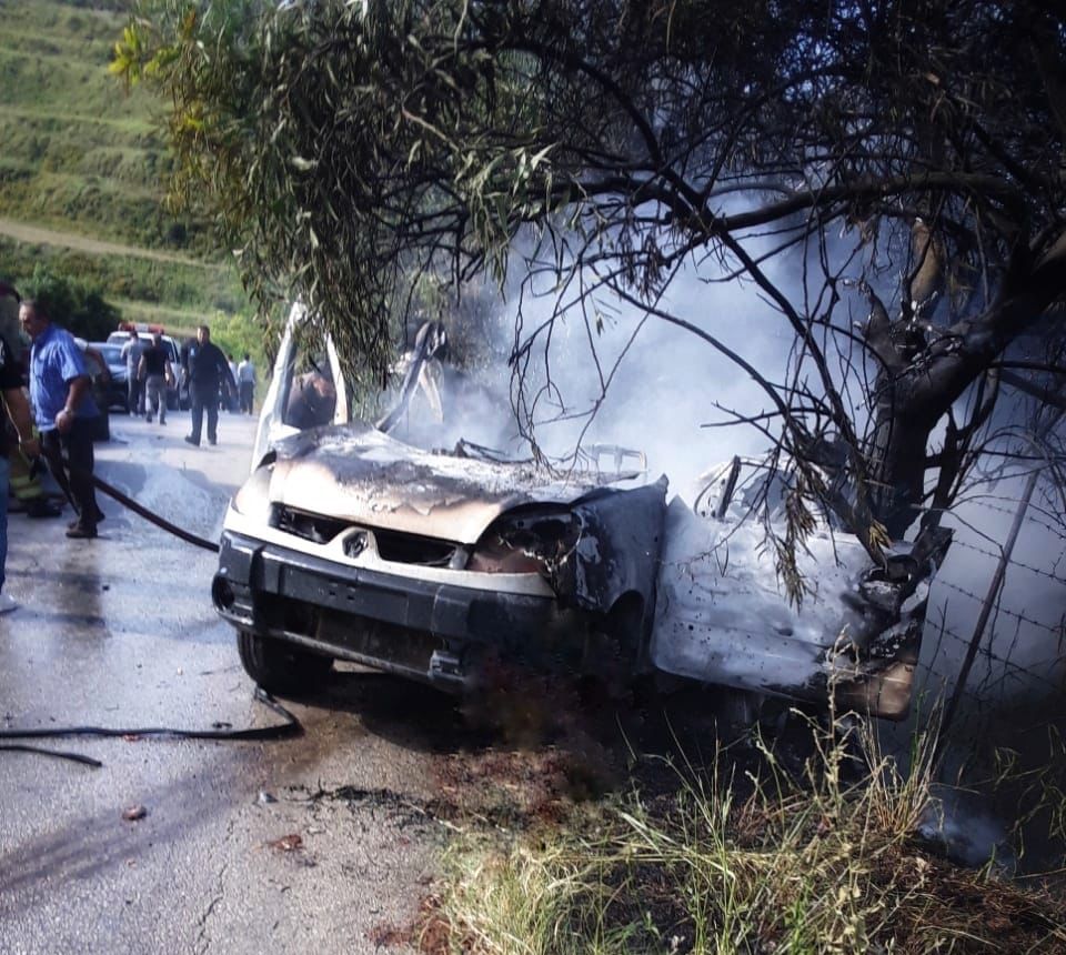 الدفاع المدني: 4 شهداء واحتراق سيارة إثر غارة جوية على طريق بافليه