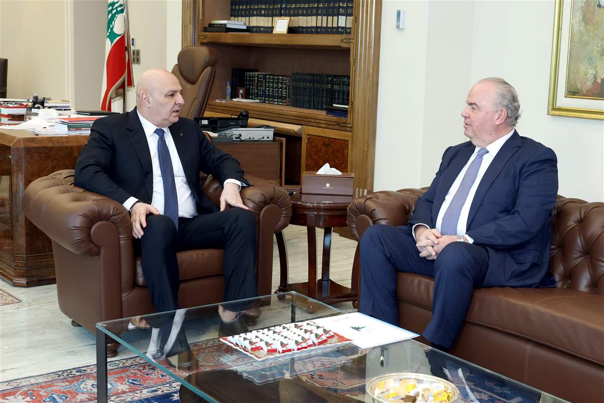 ExtImage 1462543 1138756096