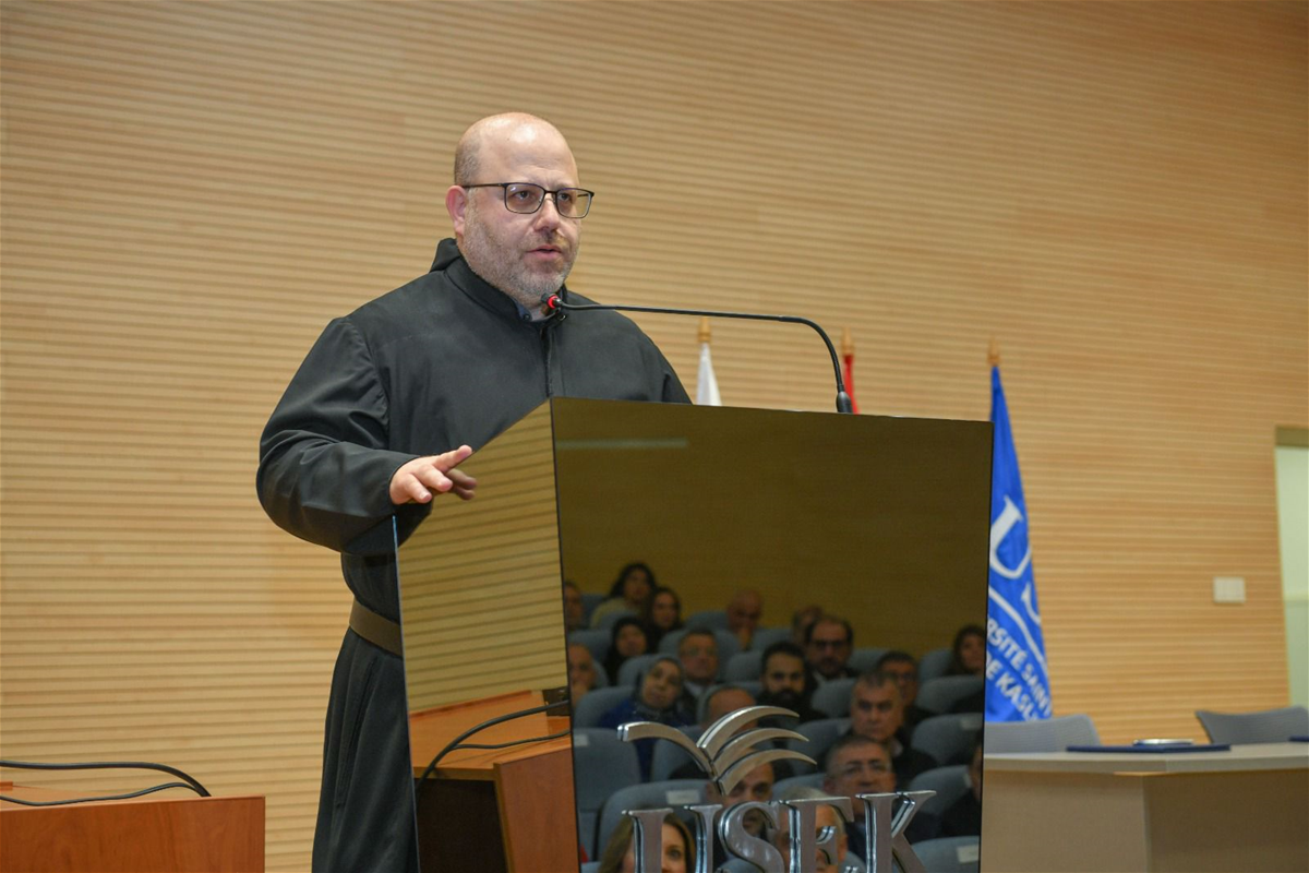 ExtImage 1494612 345259904