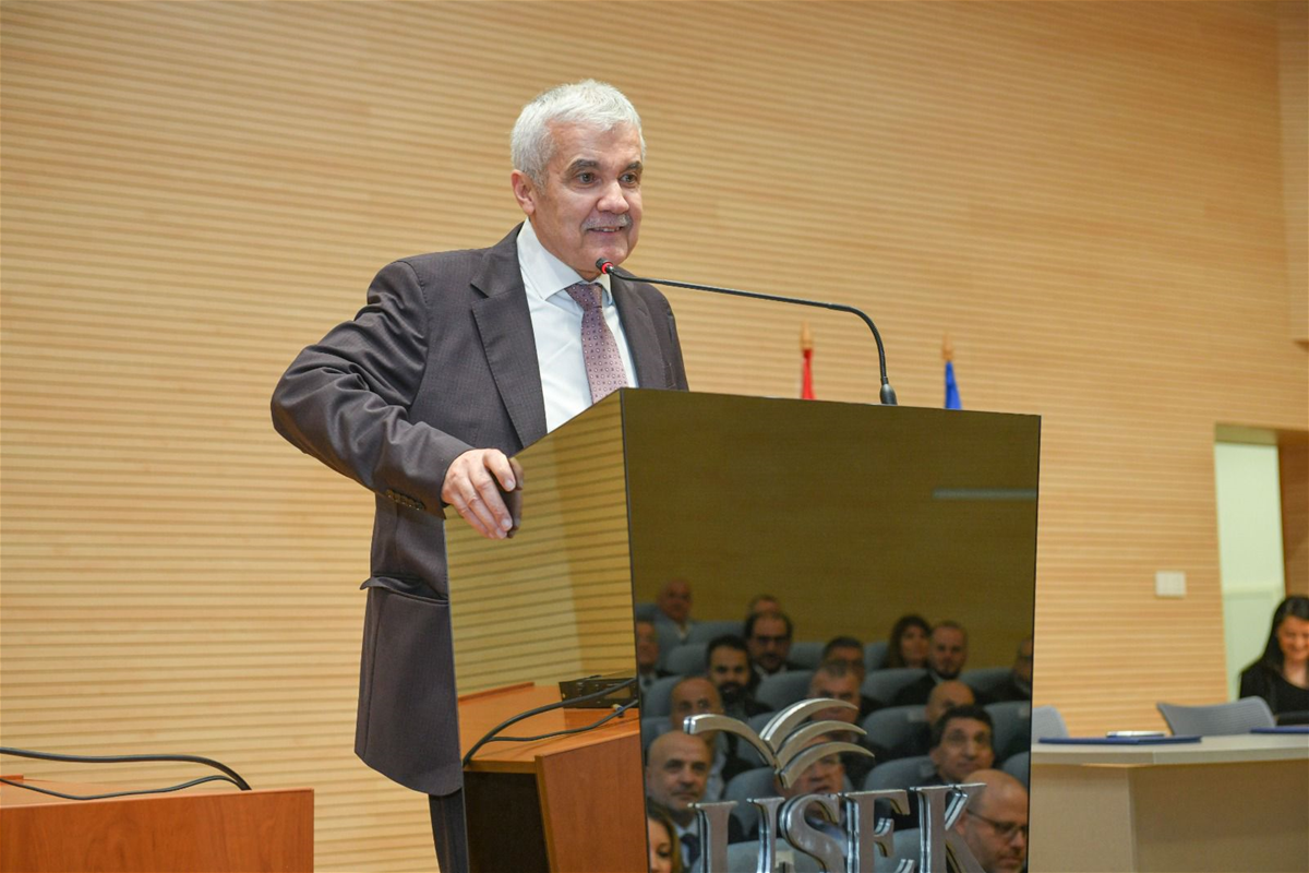 ExtImage 2118394 1728630400