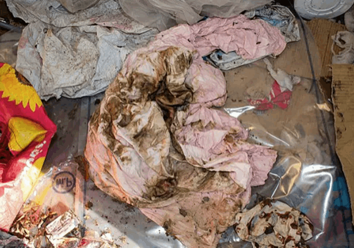 قصة قديمة تتكشف تفاصيلها بمشاهد مروعة ... رجال الشرطة يعثرون على بقايا الطفلة فيكتوريا محشوة بكيس قمامة! (صور)