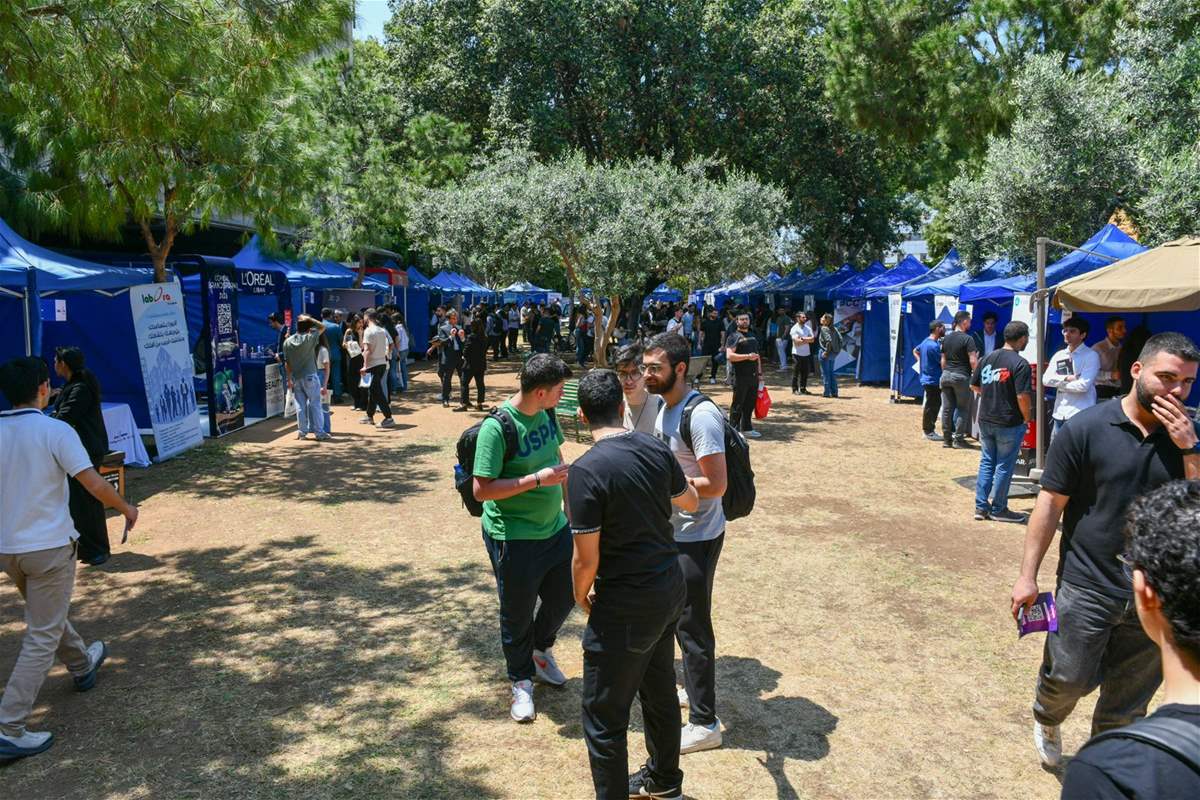 ExtImage 2384859 1857902848