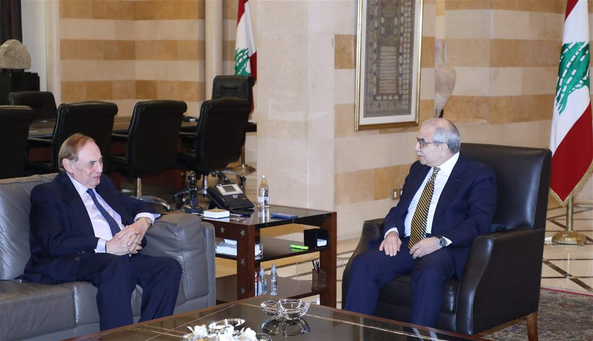 ExtImage 2478985 1032341376